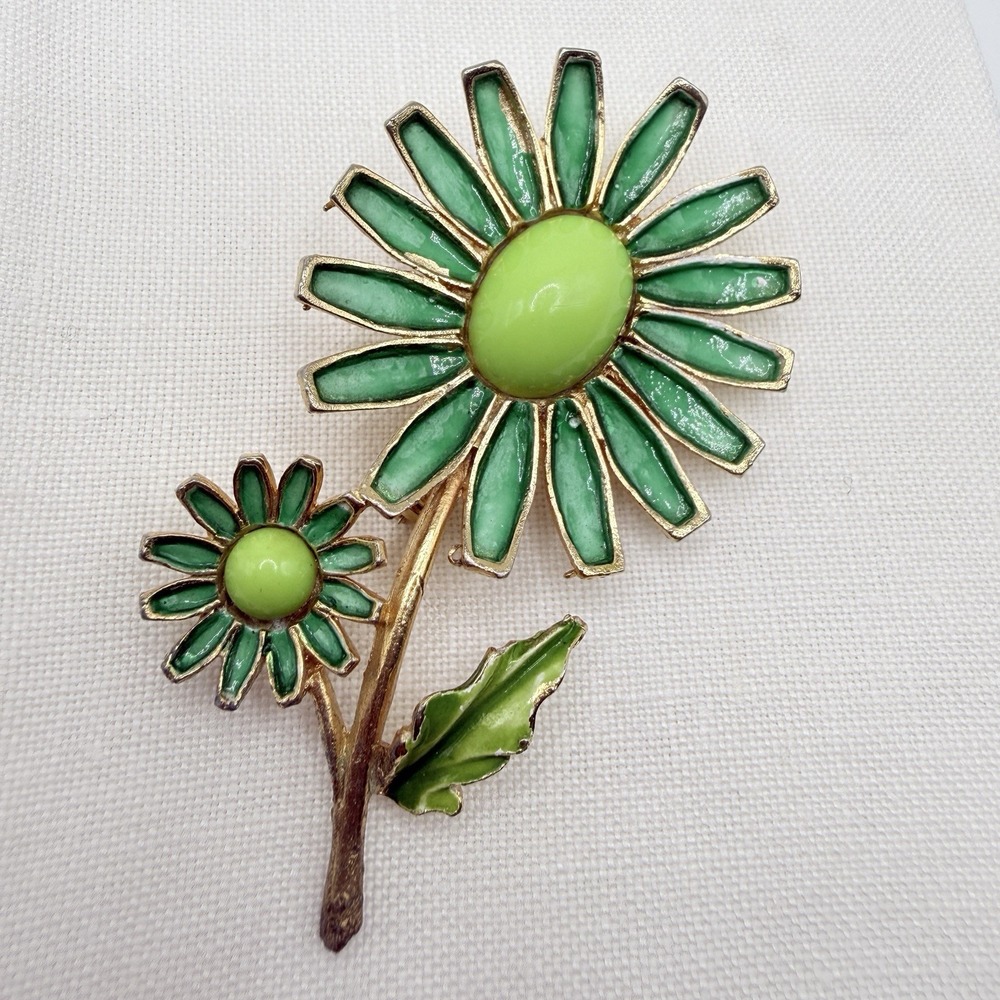 Vintage 60s Weiss Brooch Pin Green Gold Tone Enamel Daisy Flower Retro